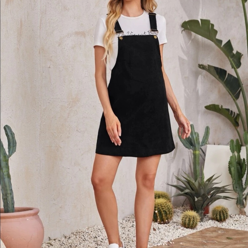 New SHEIN Maternity Cord Overall Dress - Medium